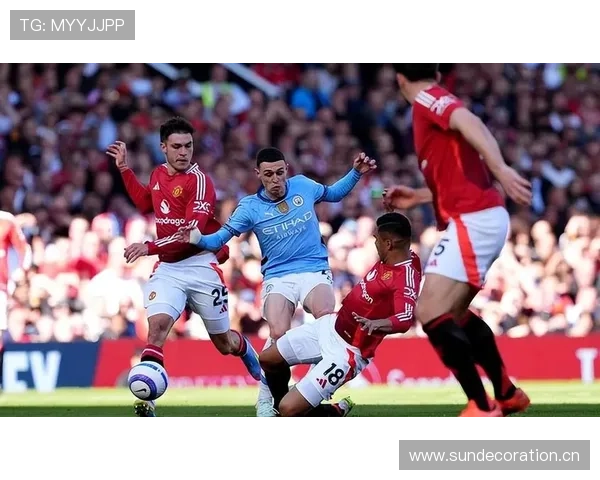 曼联重建过程问题显现，阶段性阵容调整对赛季稳定性面临考验