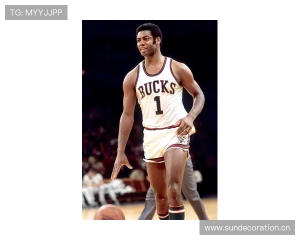 奥斯卡·罗伯特森三双传奇再被提及，对比东契奇全能表现显时代差异