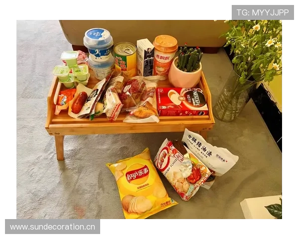 董志豪今天居然带了满桌子零食，谁还在意比赛表现了？